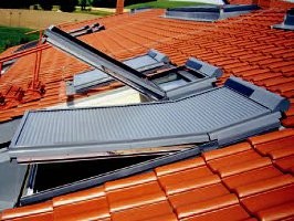 Dachfenster-Rolladen f�r VELUX GGU